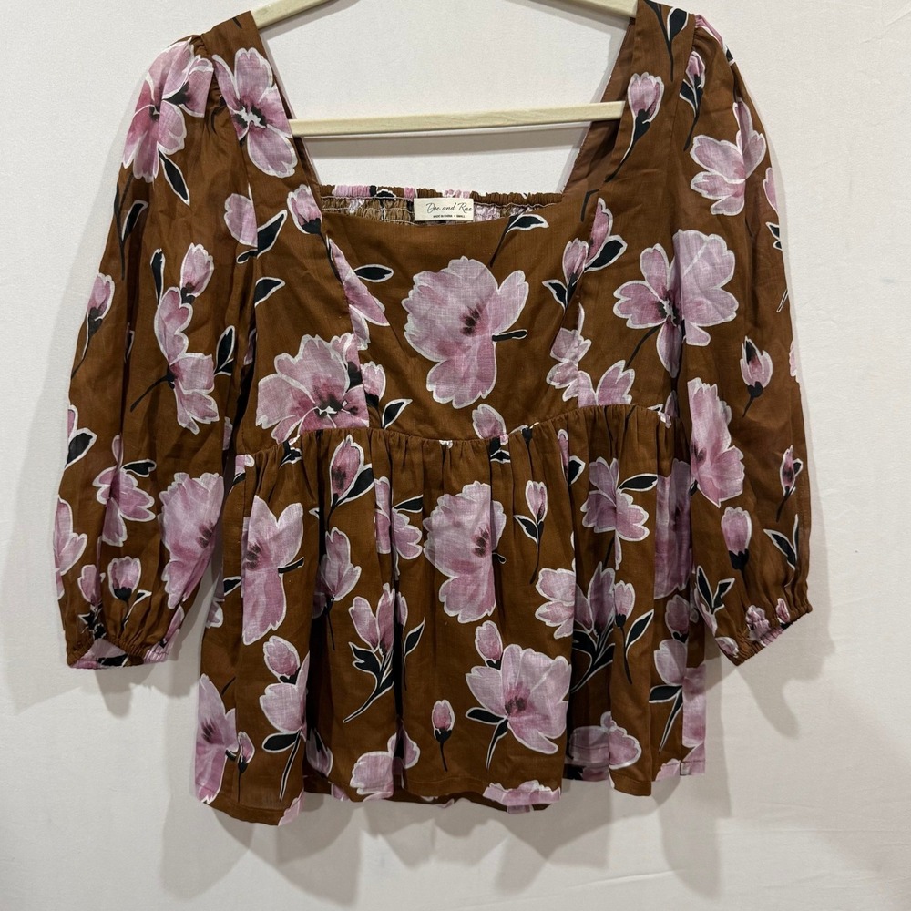 Doe and Rae Brown Floral Square Neck Babydoll Peplum‎ Top Smocked Back Small